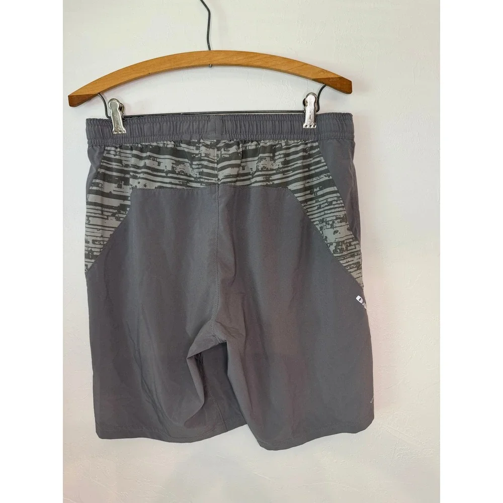 Oakley Mens Gray Graphic Board Shorts Swim Trunks Size Medium Training Surfing